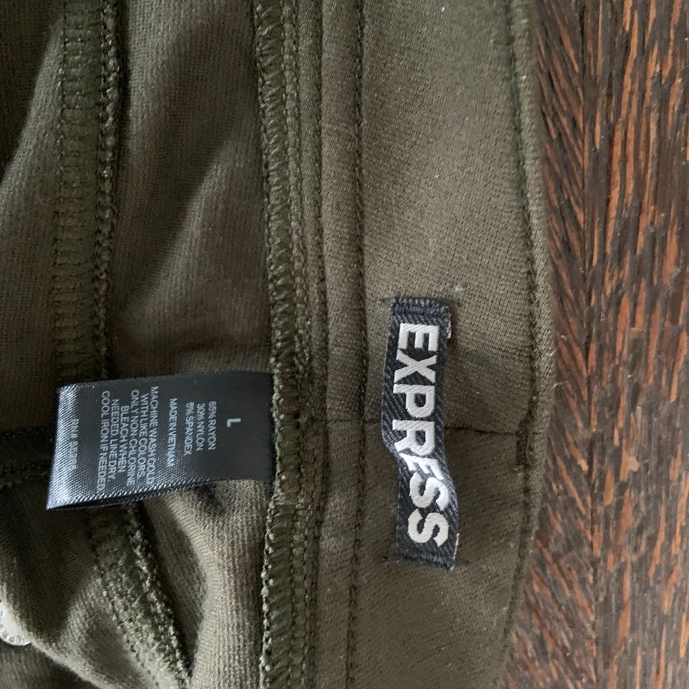 EXPRESS MID RISE FIVE POCKET LEGGINGS - Picture 2 of 2